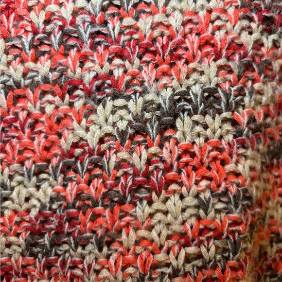 Oxygene - Red Sweater - Picture 4 of 8